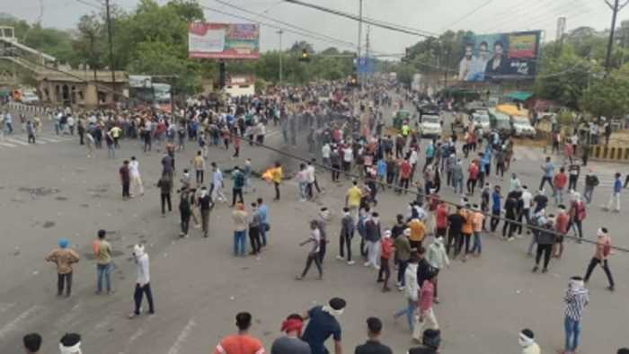 अग्निपथ योजना के खिलाफ ग्वालियर में प्रदर्शन, तोड़फोड़ और पथराव